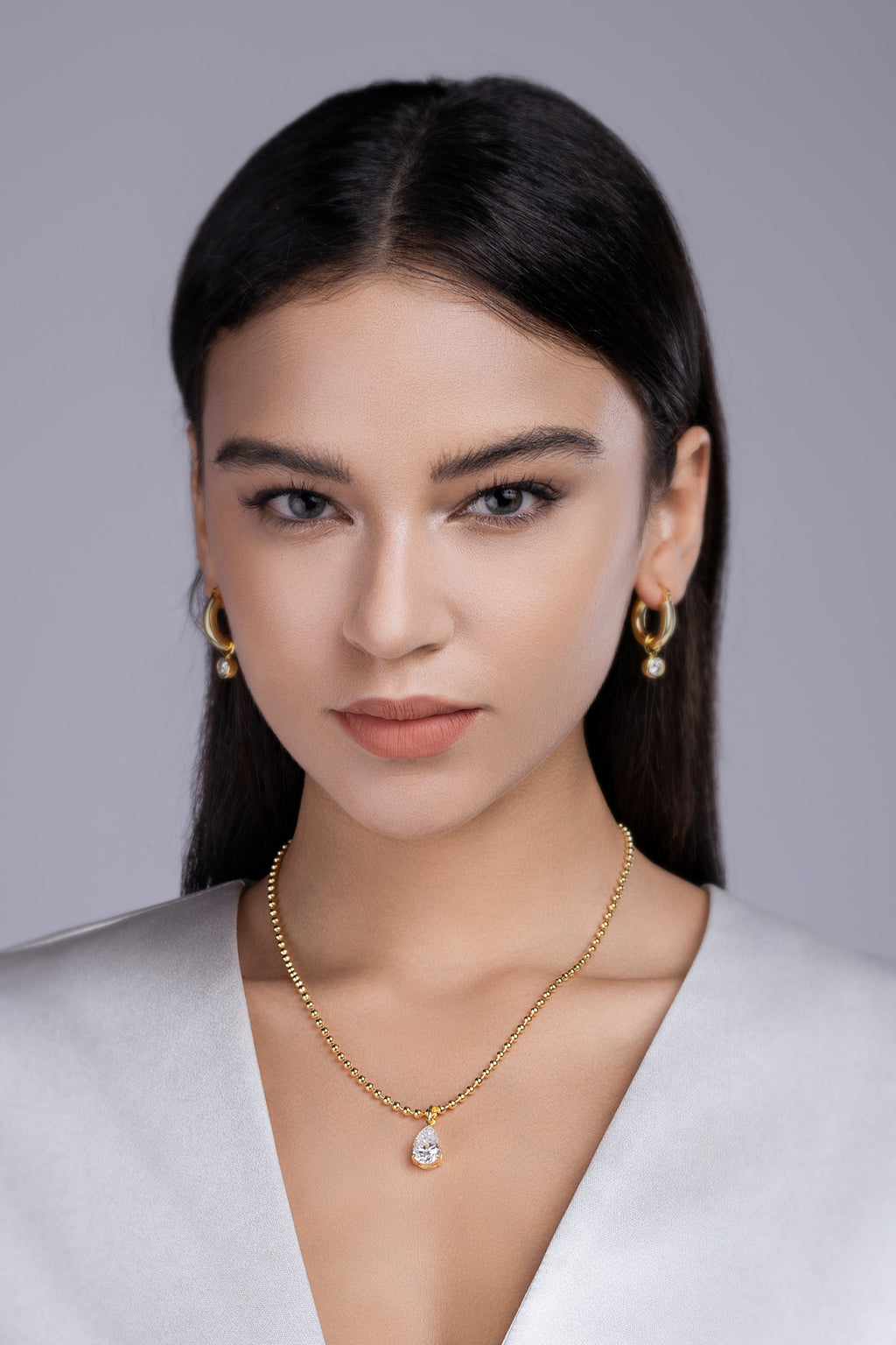 Lucid Realm Moissanite Pear Necklace Gold