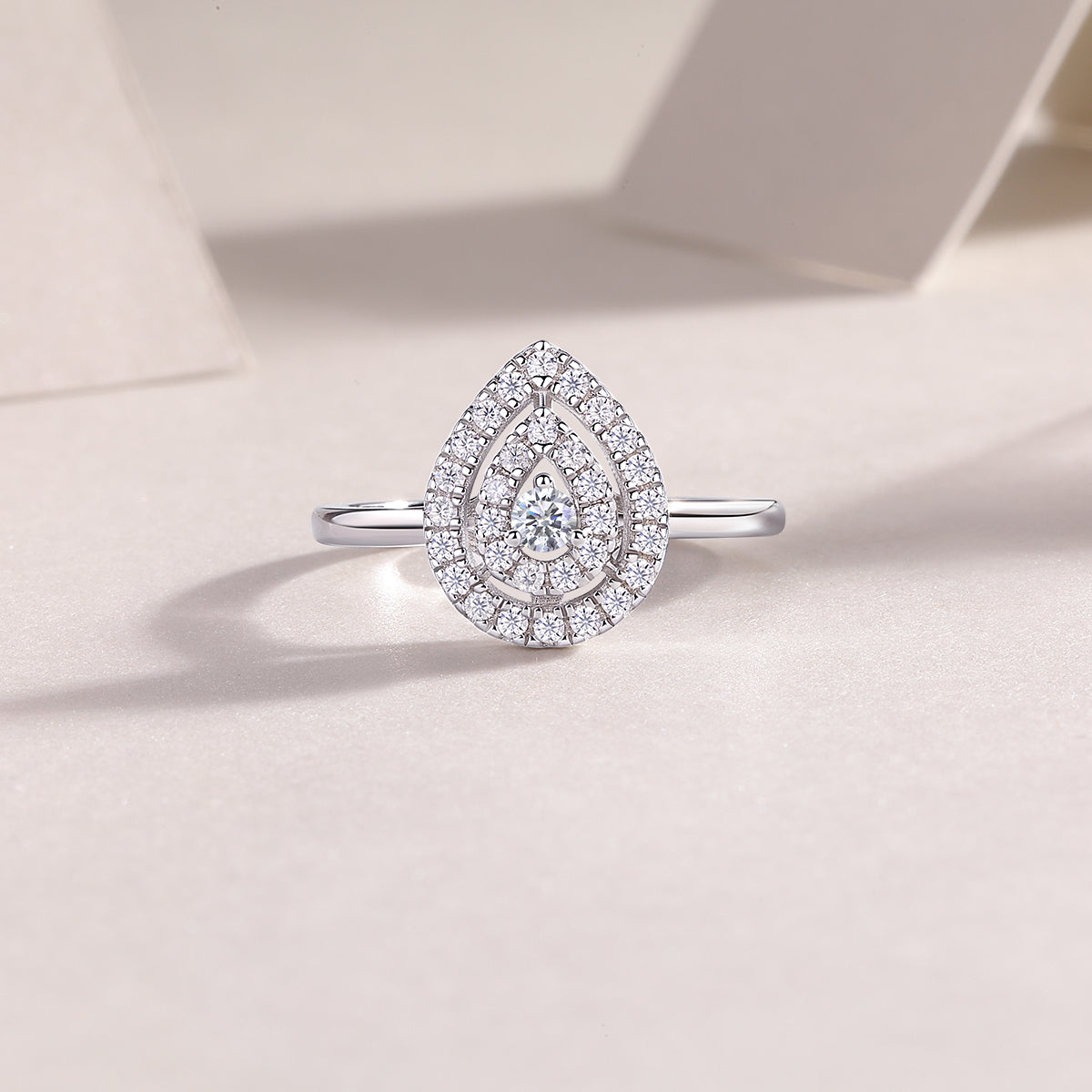 Magnetic North Moissanite Ring S925 Silver