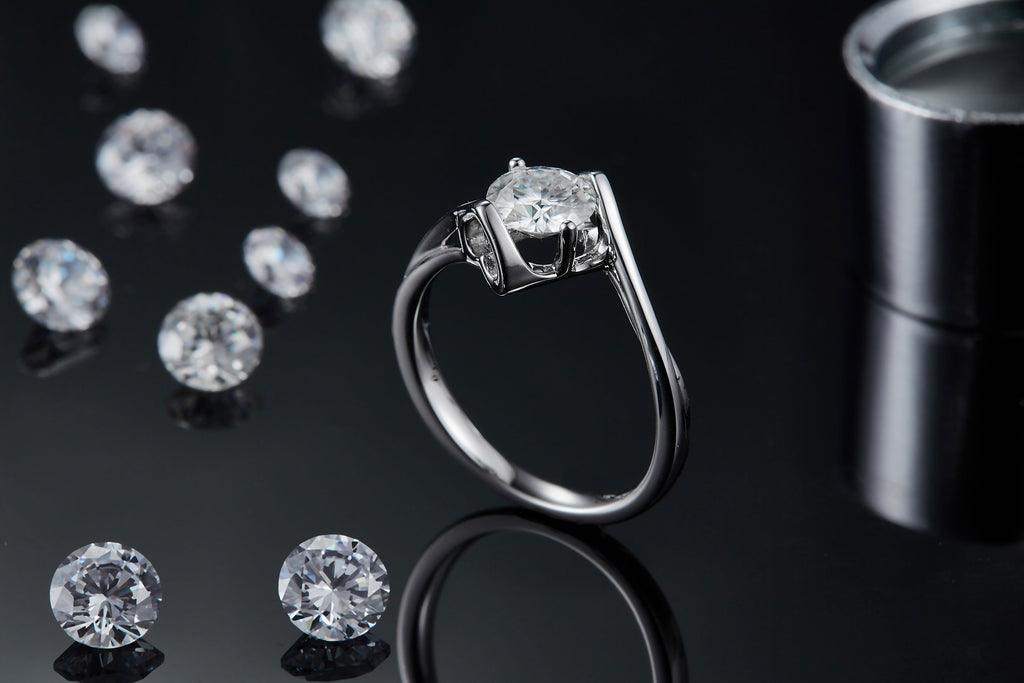 Angel's Heart Ring - Moissanite 1ct Silver
